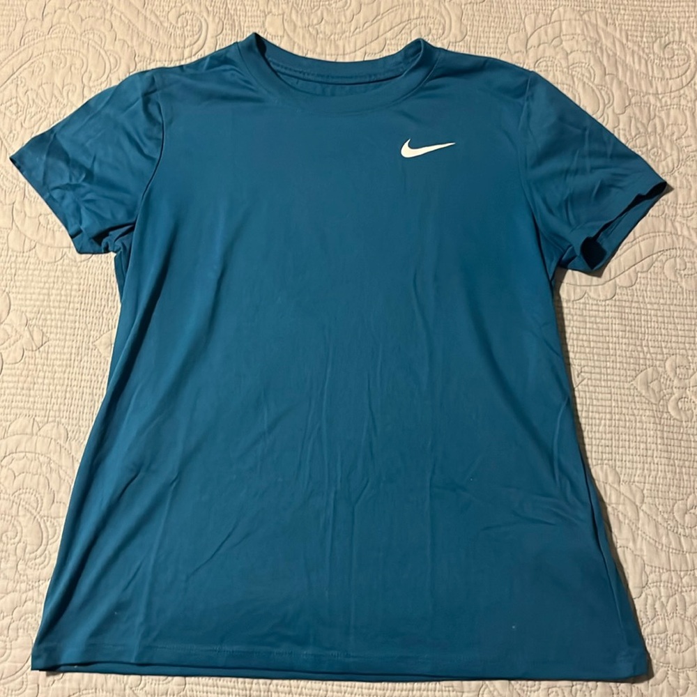 Nike dri-fit tee